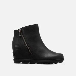 NWT- SOREL 8.5 BLACK Women's Joan Of Arctic™ Wedge II Zip Bootie (no Box)